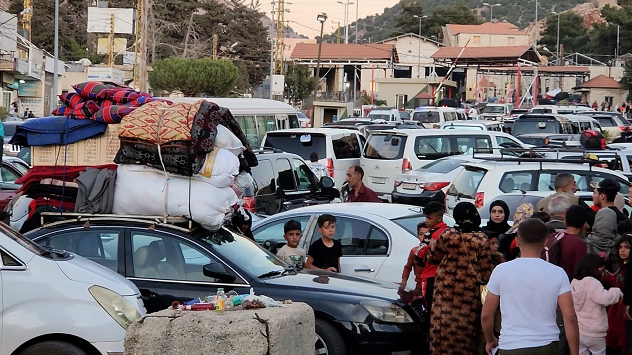 Lübnan'dan Suriye'ye kaçış! BM'den flaş açıklama