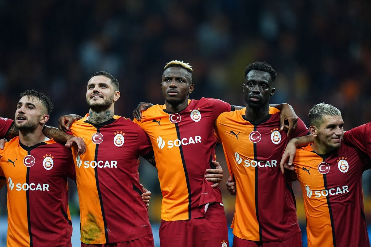 Galatasaray'da Victor Osimhen depremi! 1-2 hafta yok deniyordu, taraftar yıkıldı