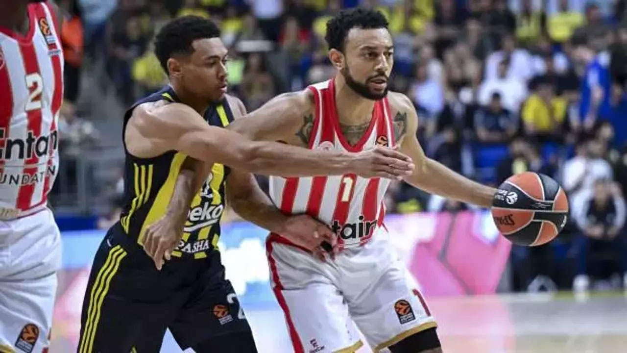 Fenerbahçe EuroLeague'e galibiyetle başladı