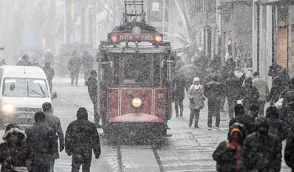 İstanbul için kar yağışı açıklaması! Prof. Dr. Orhan Şen tarih verdi