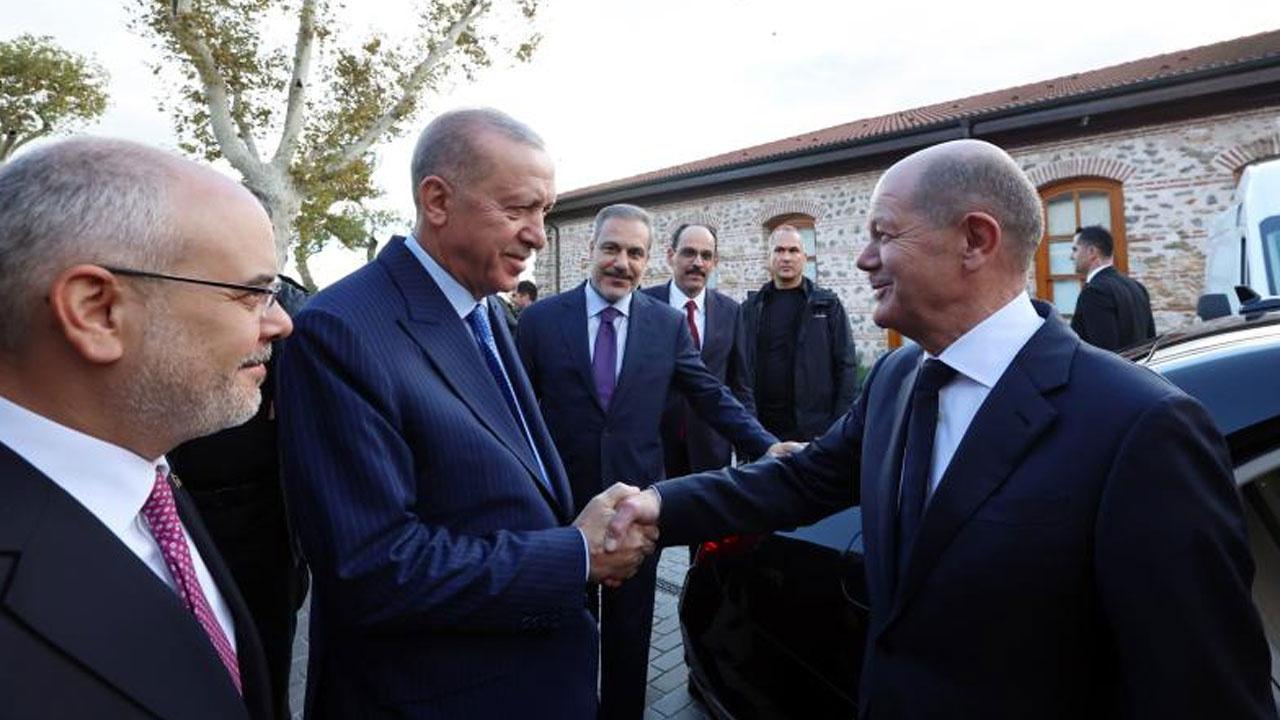 Almanya Başbakanı Scholz'dan Türkçe mesaj