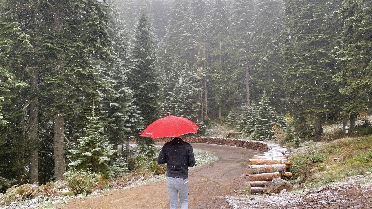 Kar yağışı ve sağanak geliyor! Meteoroloji o illeri uyardı