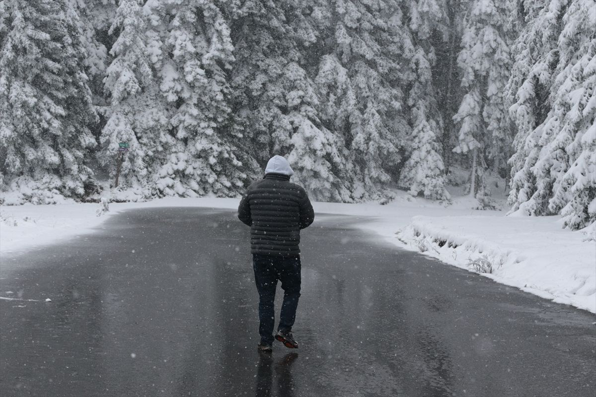 Kar yağışı ve sağanak geliyor! Meteoroloji o illeri uyardı