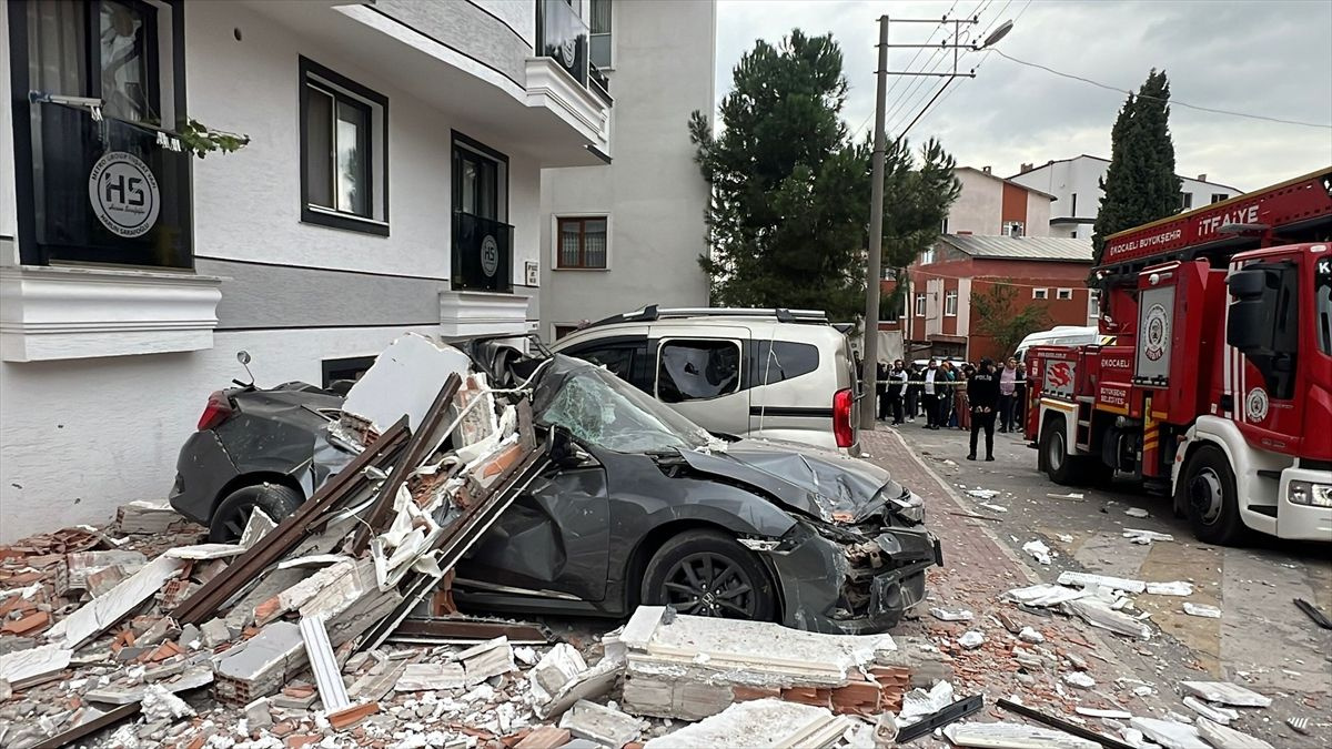 Kocaeli'de doğal gaz patladı ortalık savaş alanına döndü! Yaralılar var