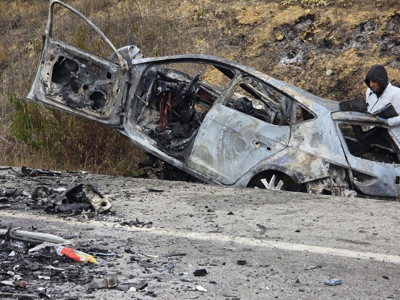 Erzincan'da iki otomobil çarpıştı! Feci kazada 5 kişi hayatını kaybetti