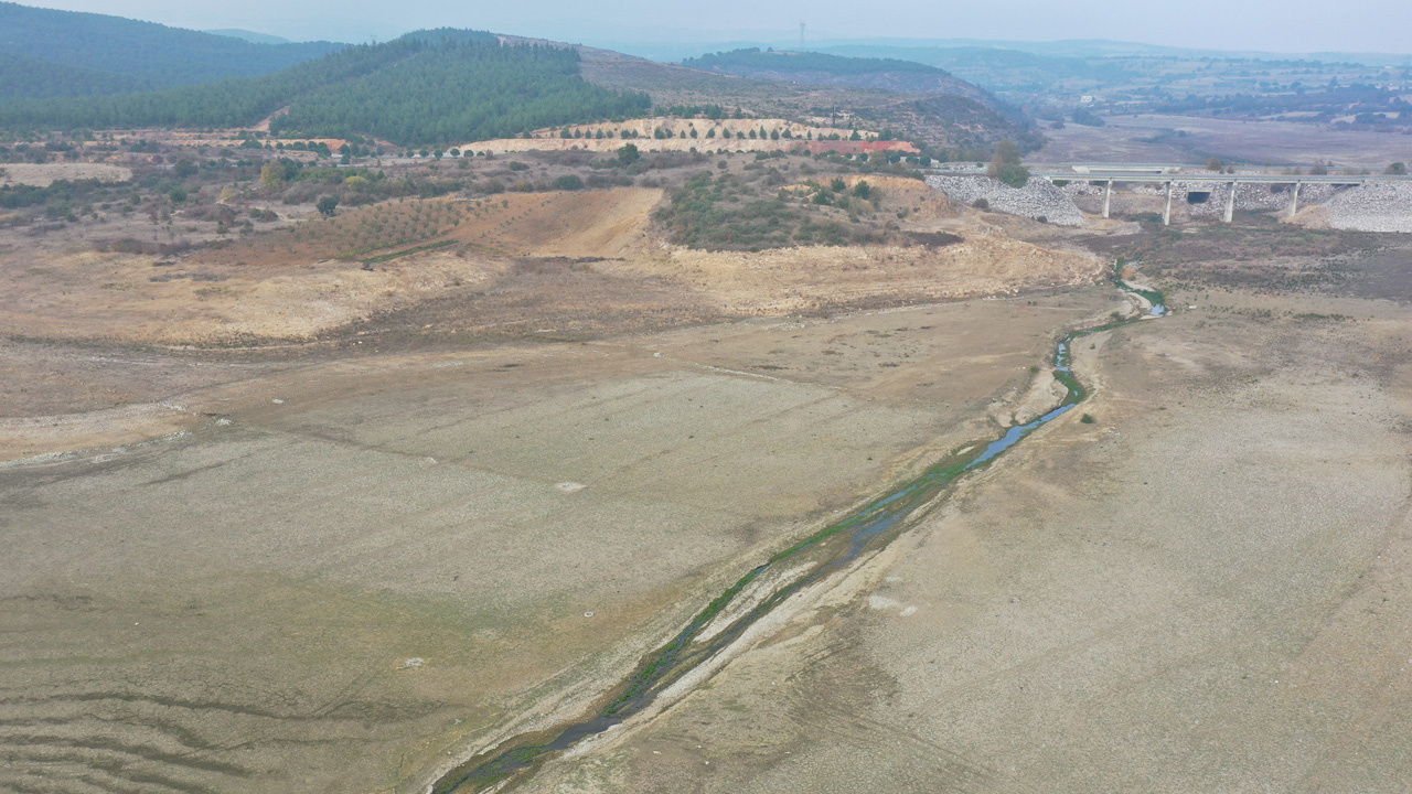 Balıkesir'in içme suyu ihtiyacını karşılayan baraj kuraklık ikazı veriyor