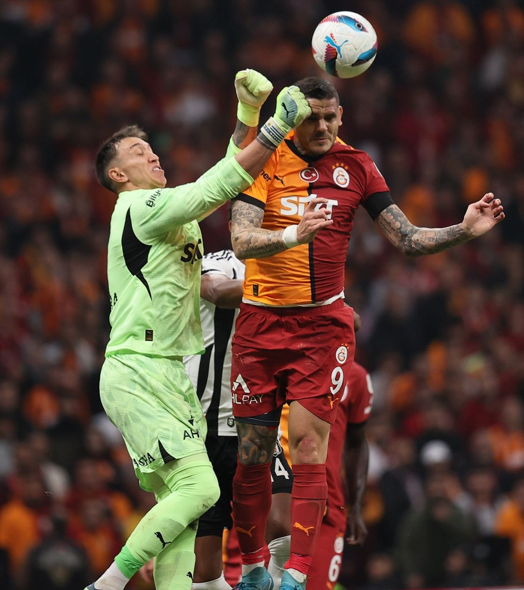 Fernando Muslera, Galatasaray'dan ayrılacak mı? Kesin kararını yönetime iletti