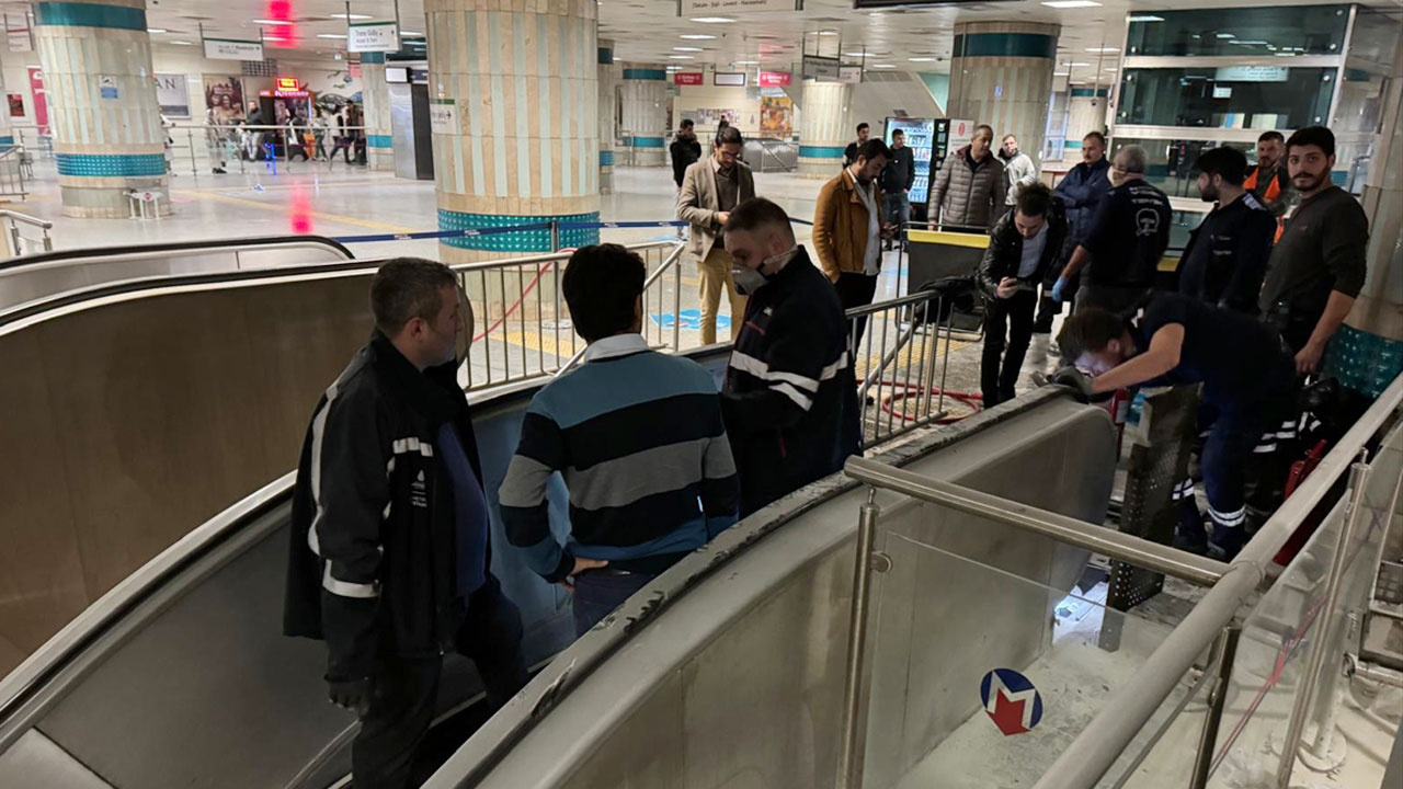 Yenikapı metro istasyonunda yangın söndürüldü