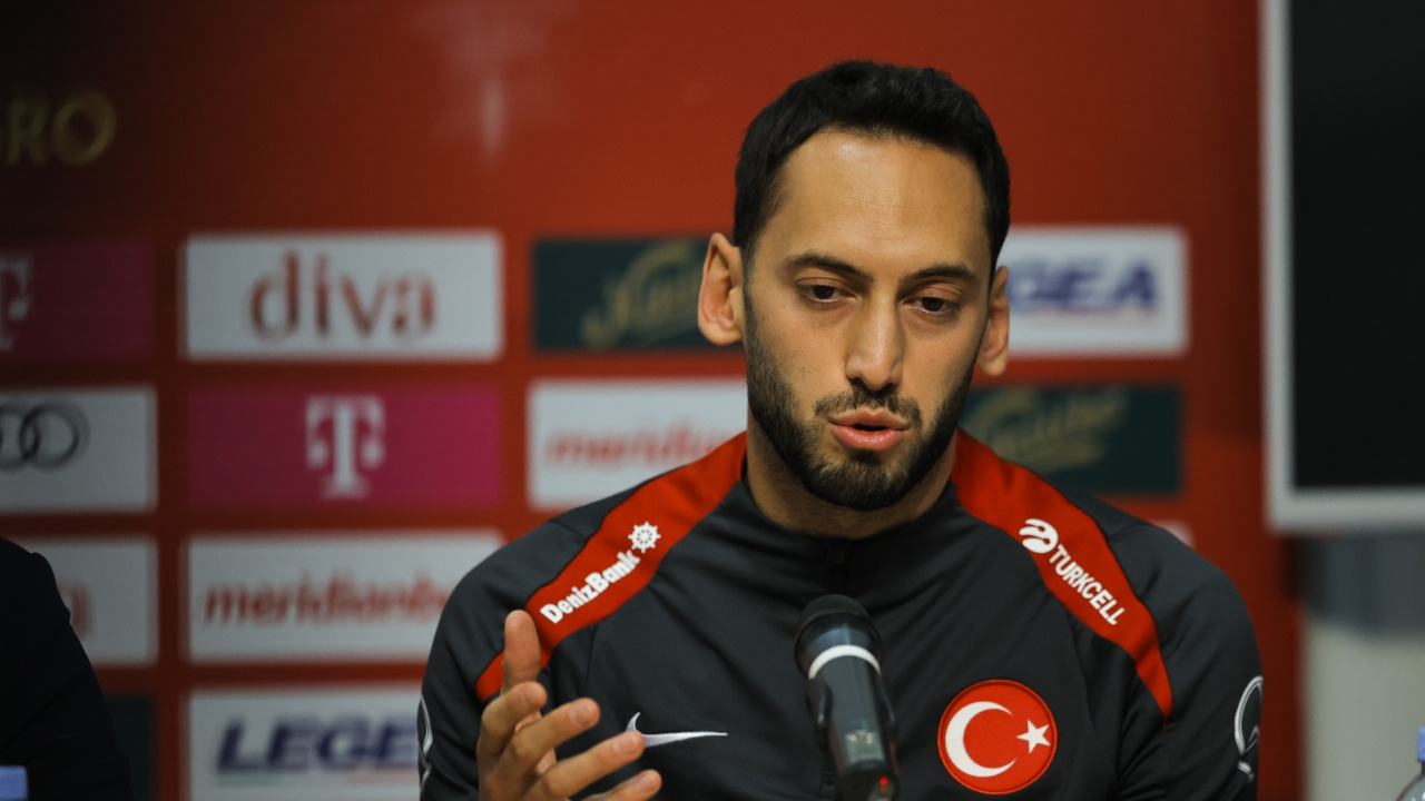 Hakan Çalhanoğlu açıkladı! Karadağ maçında oynayacak mı?