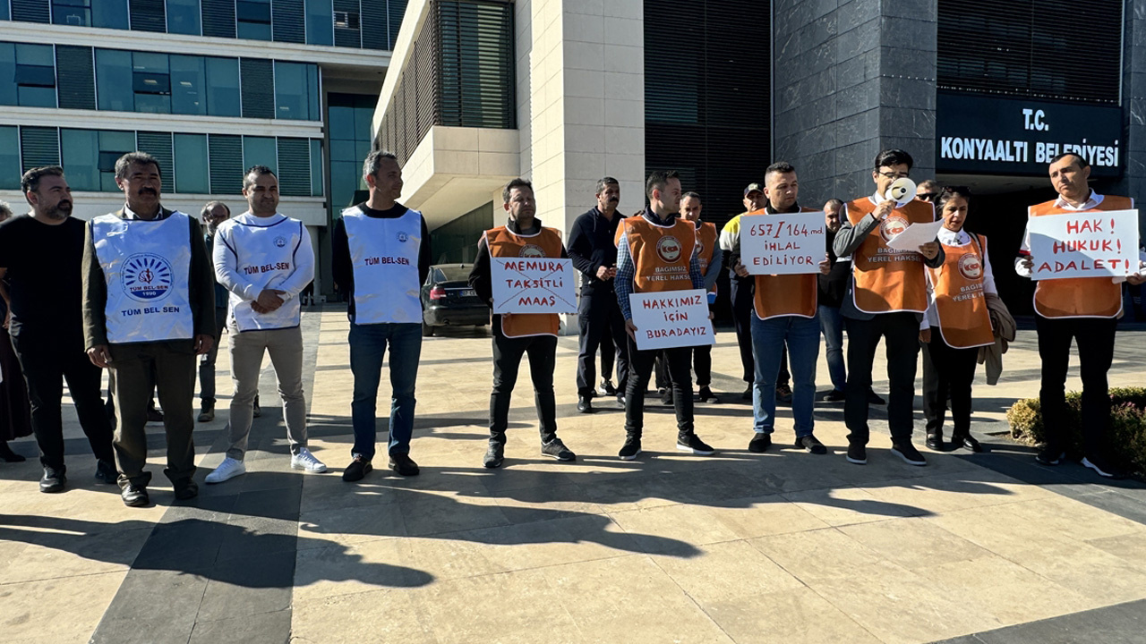 İşçi ve memur maaşlarını eksik yatıran Konyaaltı Belediyesi yönetimi protesto edildi