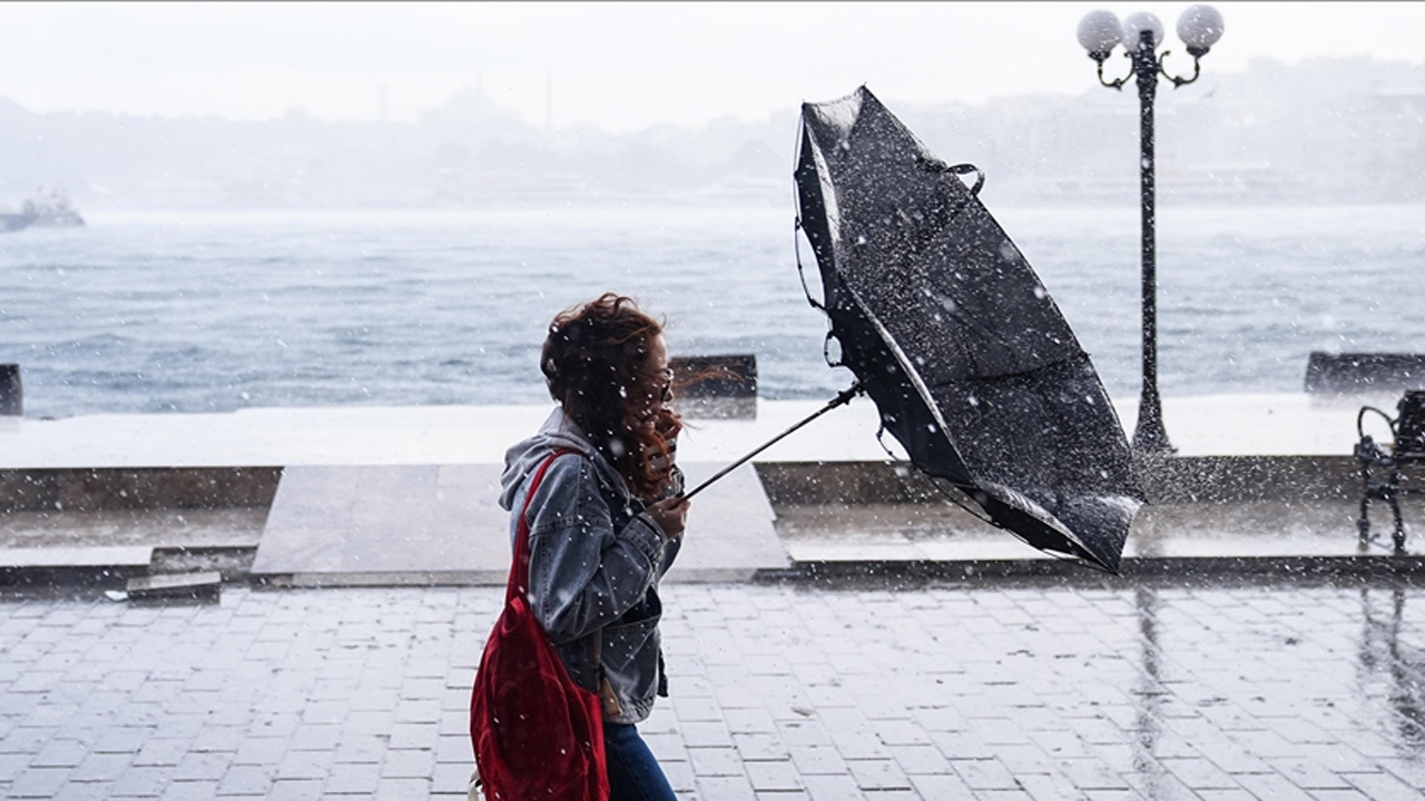 Meteoroloji, İstanbul dahil 49 kentte alarm verdi! Şiddetli sağanak ve fırtına geliyor