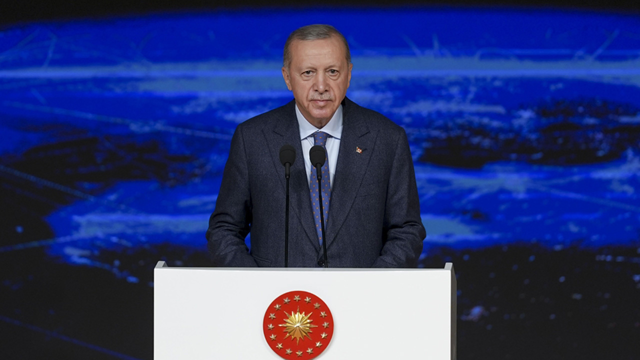 Cumhurbaşkanı Erdoğan: Dijital dünya, değerleri tahrip ediyor