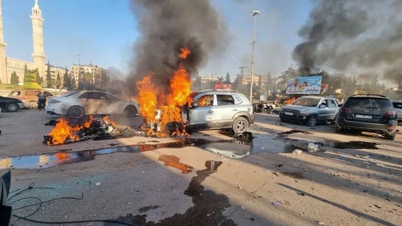 Rusya, Halep şehir merkezini bombaladı: Çok sayıda ölü var!