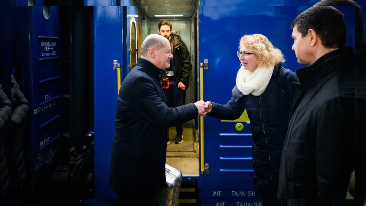 Almanya Başbakanı Scholz, Ukrayna'ya gitti