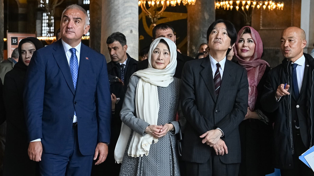 Japonya Veliaht Prens ve Prensesi, Ayasofya-i Kebir Cami-i Şerifi'ni ziyaret etti