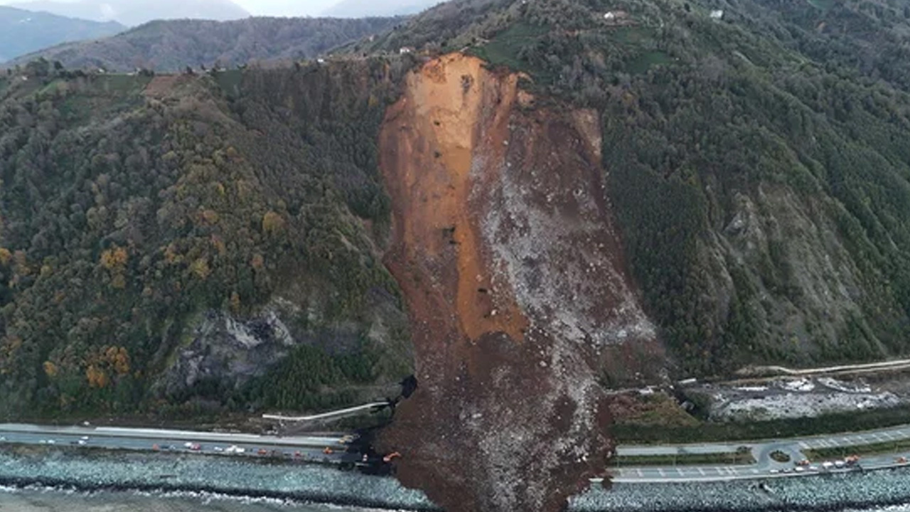 Artvin'deki heyelan! Acı haber geldi