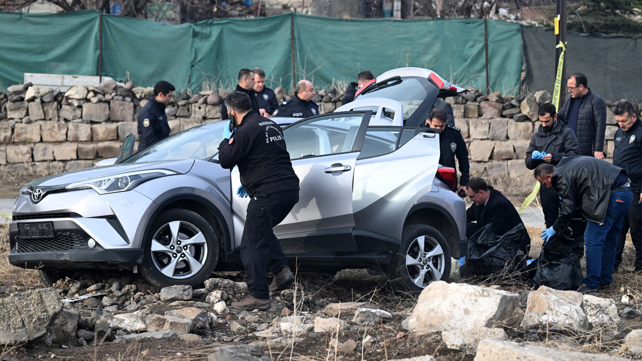 Kayseri'de polisin "dur" ihtarına uymayan araçtakiler kaçamadı