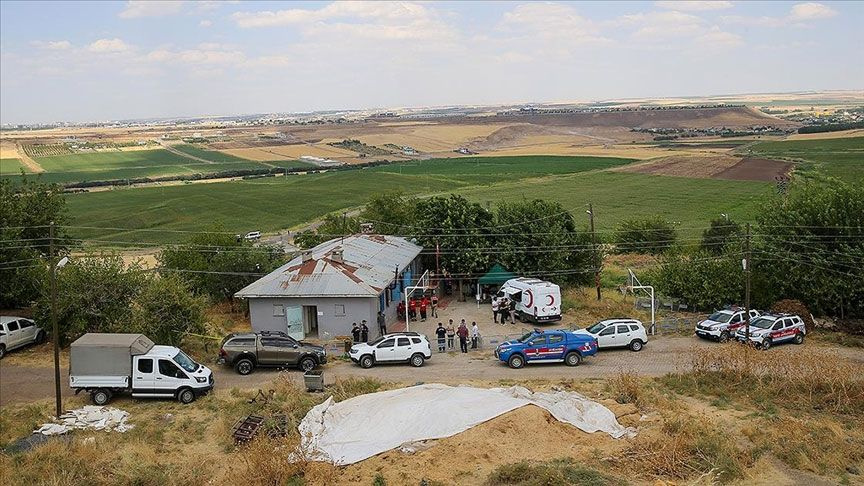 Narin'in elindeki saç telleri kime ait? Enes Güran'ın avukatından canlı yayında flaş sözler: Anne bayramda saçını boyamış...