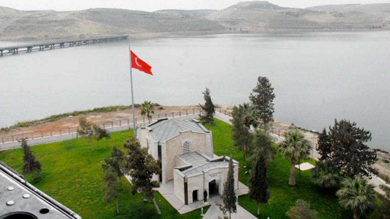 Suriye Milli Ordusu Süleyman Şah Türbesi'ne yaklaştı