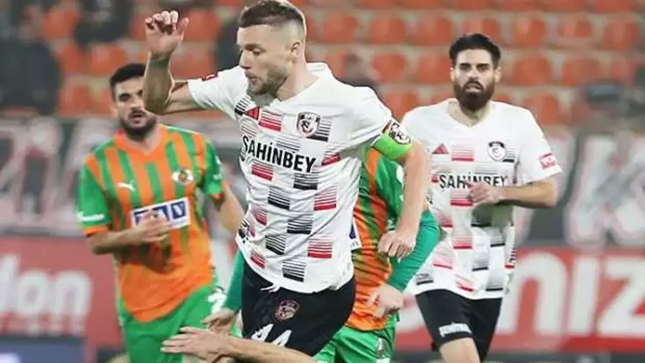 Alanyaspor, Gaziantep FK'yı farklı mağlup etti