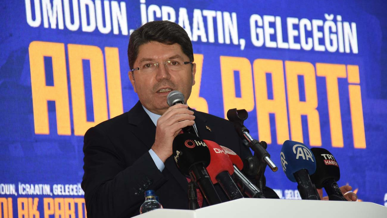 Yılmaz Tunç'tan muhalefete 'Suriye' tepkisi