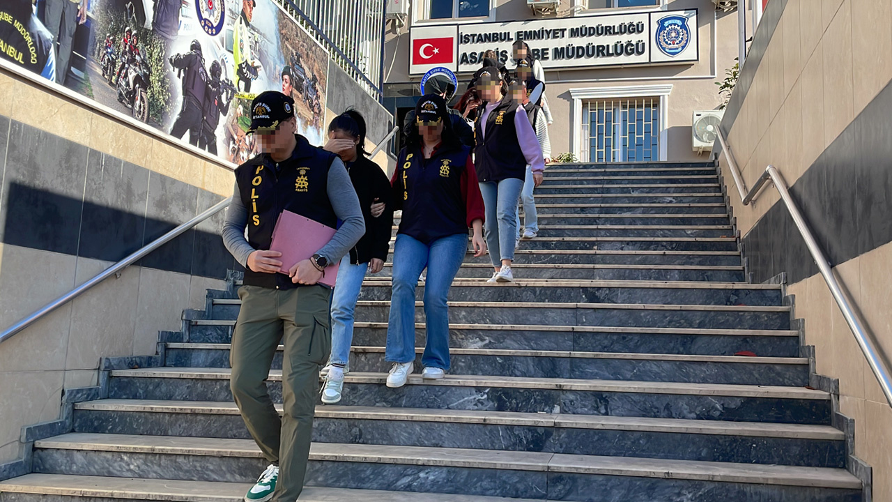 İstanbul'da düzenlenen fuhuş operasyonunda 9 zanlı yakalandı