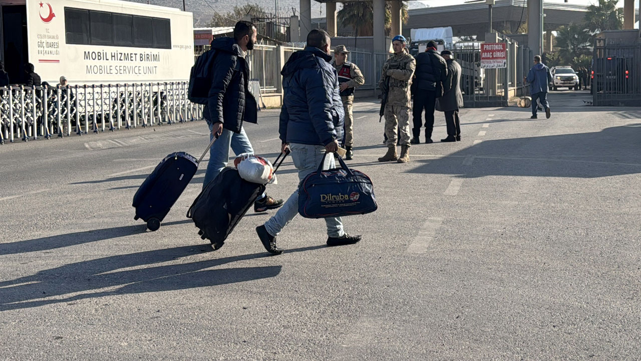 Esed'ın ardından Ürdün'den Suriye'ye dönenlerin sayısı 7 açılandı