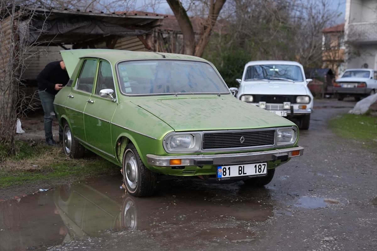 1977 model aracını restore etti sadece 77 bin kilometrede sahibi vasiyetini açıkladı