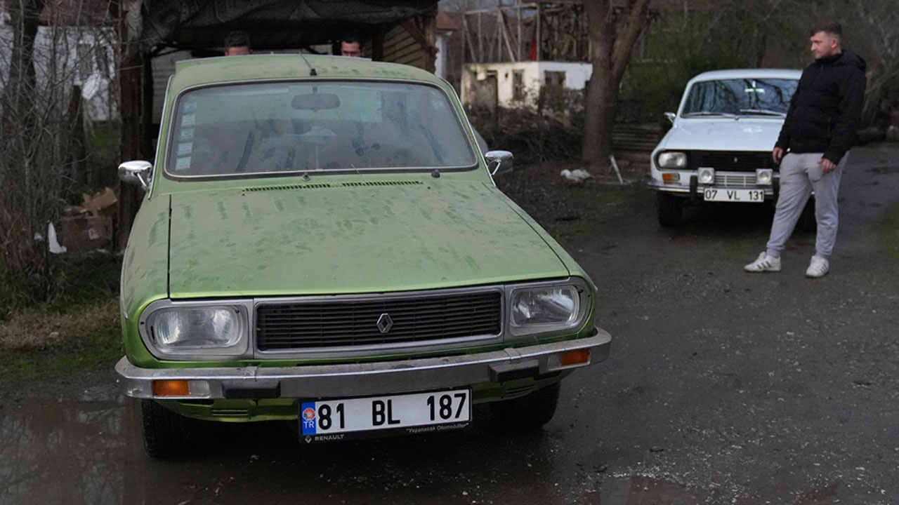 1977 model aracını restore etti sadece 77 bin kilometrede sahibi vasiyetini açıkladı