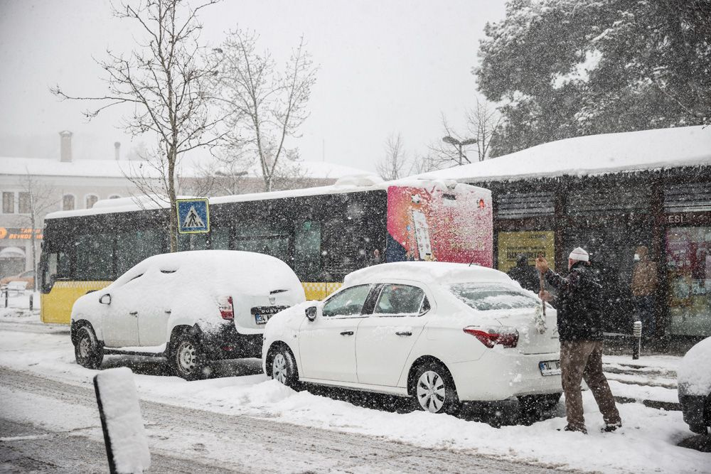 AKOM Uyardı! İstanbul'a kar için saat verildi