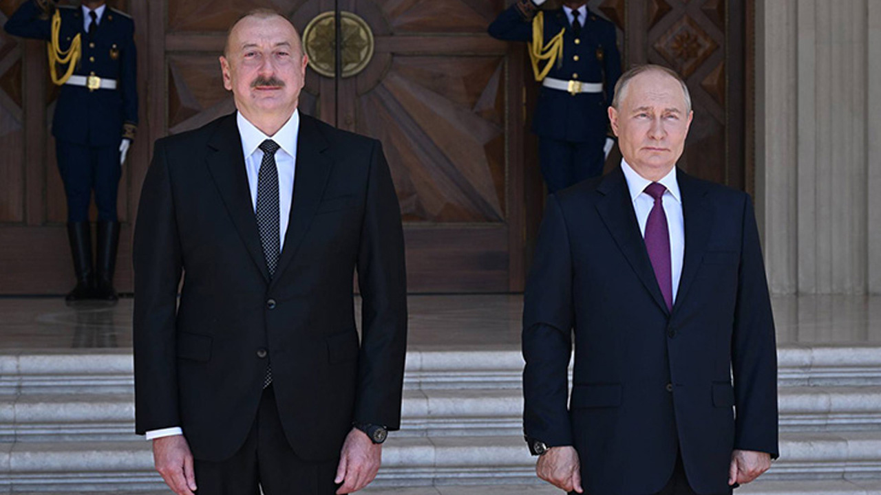 Kazakistan'da yolcu uçağı düşmüştü! Putin, Aliyev'den özür diledi