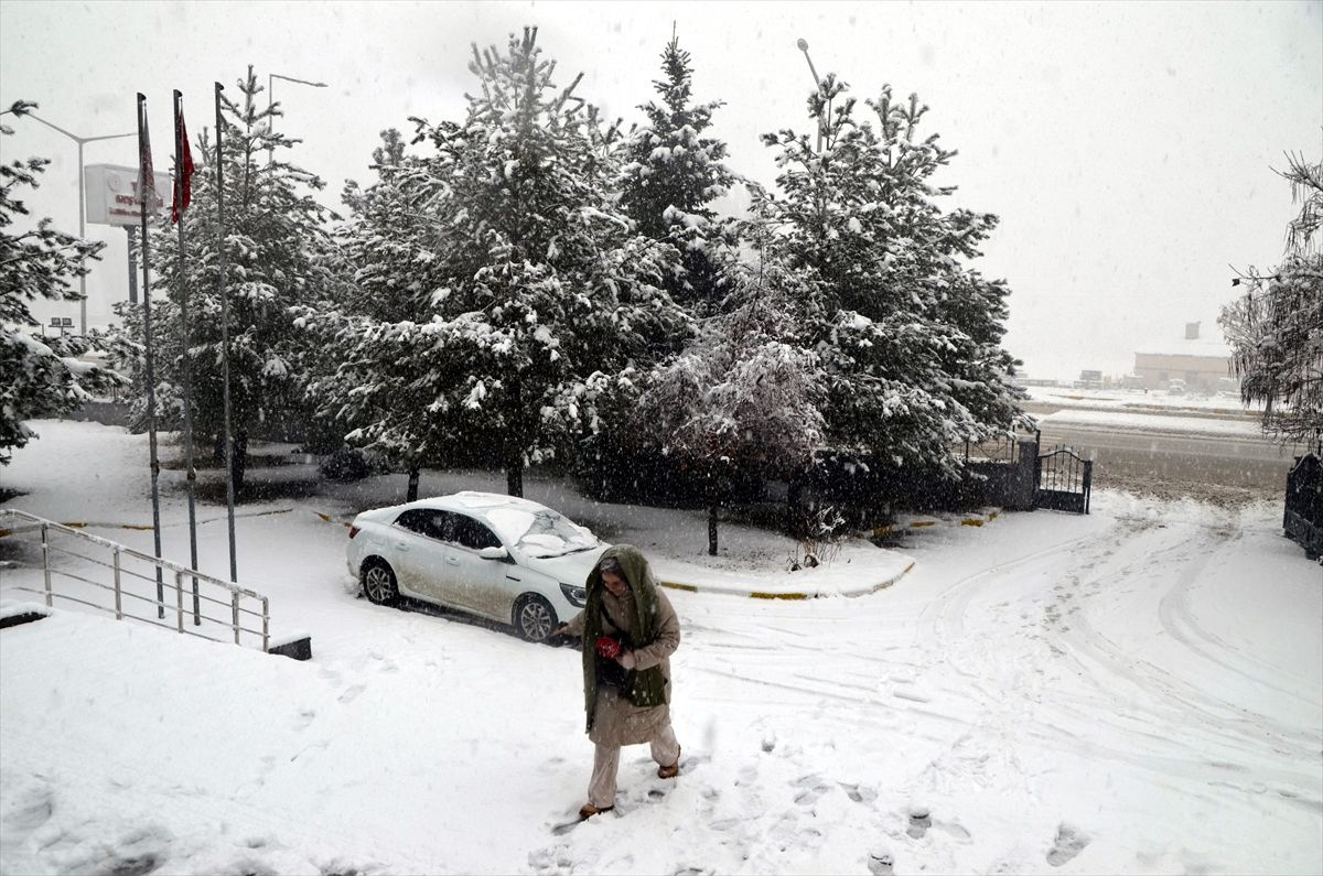 Meteoroloji birçok il için alarm verdi: Kar ve sağanak geliyor! İstanbul, Ankara, İzmir...