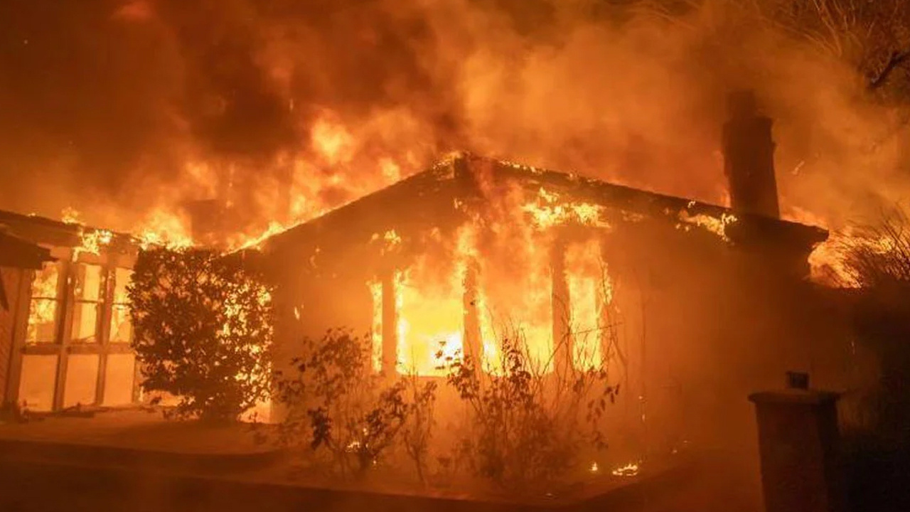 Los Angeles'taki yangınlarla ilgili bir kişi gözaltına alındı