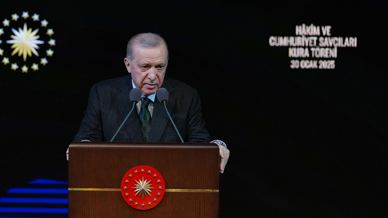 Cumhurbaşkanı Erdoğan:  Türk milleti adına karar verenlere kimse ayar veremez