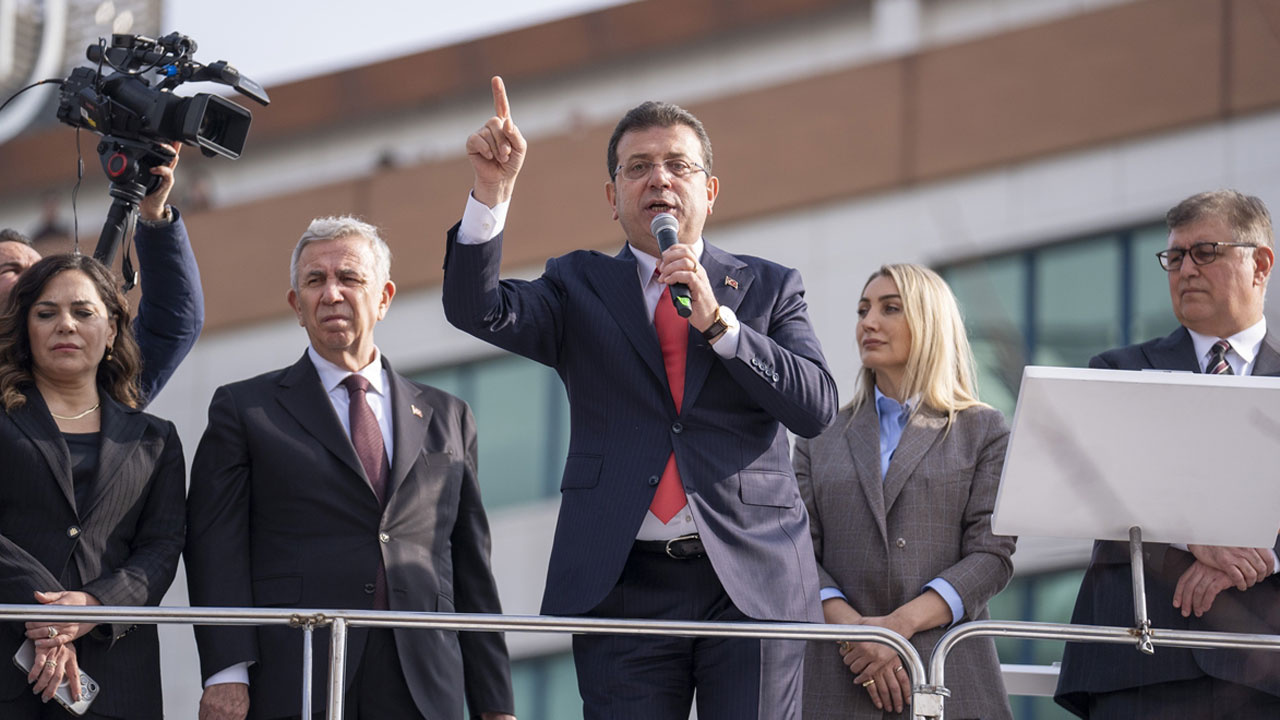 Ekrem İmamoğlu ifade verdi adliye çıkışı konuştu