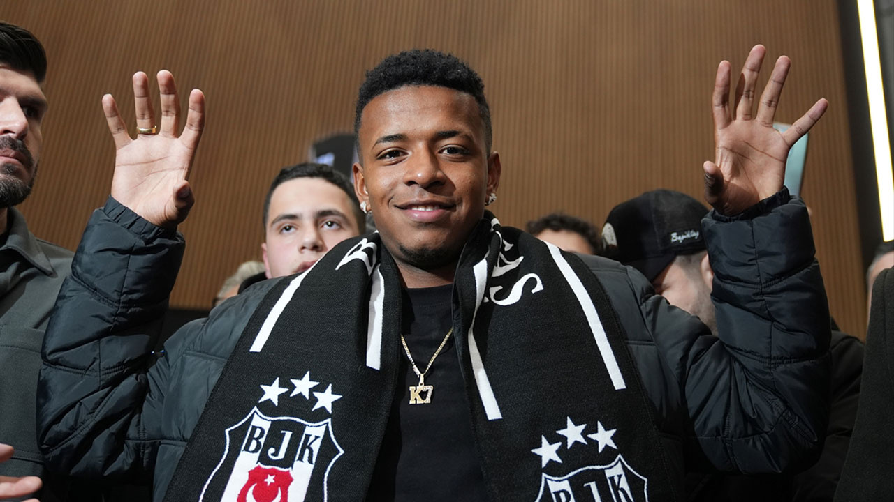 Beşiktaş'ın yeni transferi Arroyo, İstanbul'a geldi