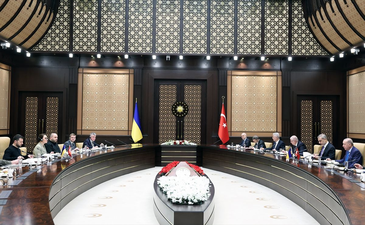 Cumhurbaşkanı Erdoğan, Ukrayna Devlet Başkanı Zelenskiy ile görüştü