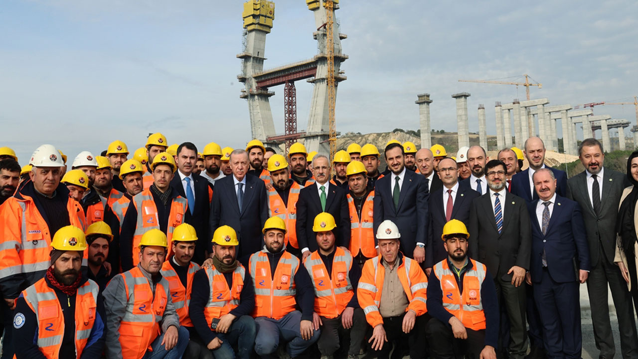 Cumhurbaşkanı Erdoğan, Başakşehir-Nakkaştepe Otoyolu şantiyesini ziyaret etti