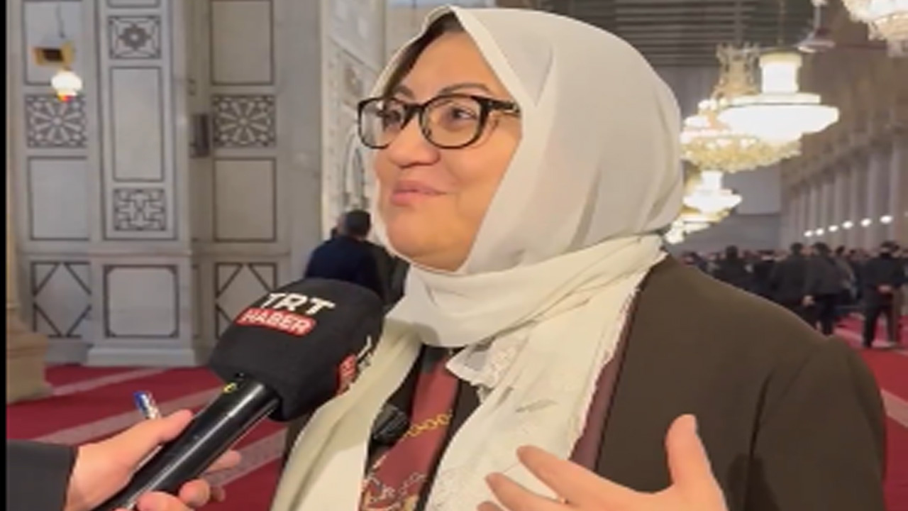 Emevi Camii'nin halıları serildi! Fatma Şahin: "Bir sözümüz vardı..."