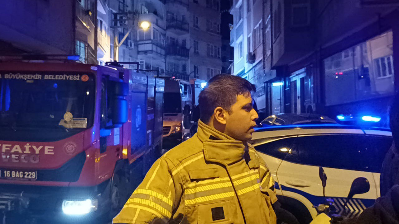 Korkunç olay!  Birlikte yaşadığı kadını benzinle yakmak istedi