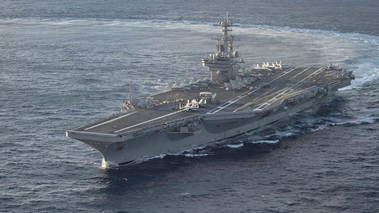 Husiler ABD'ye ait uçak gemisi USS Harry Truman'ı 2. kez vurdu