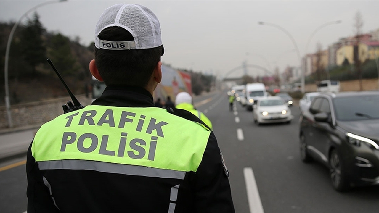 İstanbul Valiliği'nden yeni karar! Bu yollar 24 saatliğine trafiğe kapandı