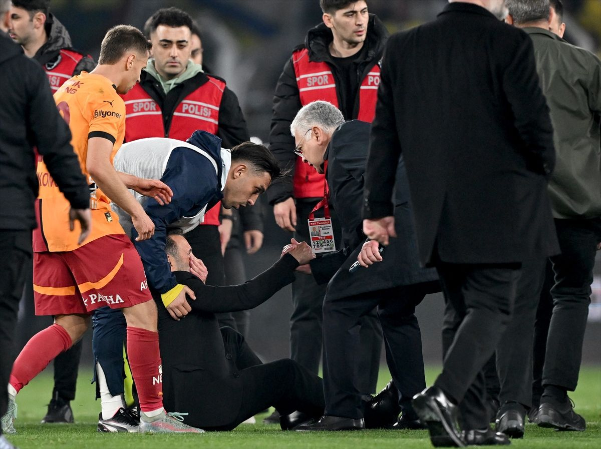 Okan Buruk'un burnunu sıkmıştı! Meğer Mourinho bu yüzden çıldırmış: "Good game"