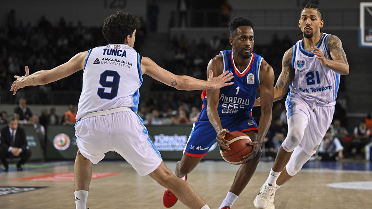 Anadolu Efes'te Rodrigue Beaubois şoku