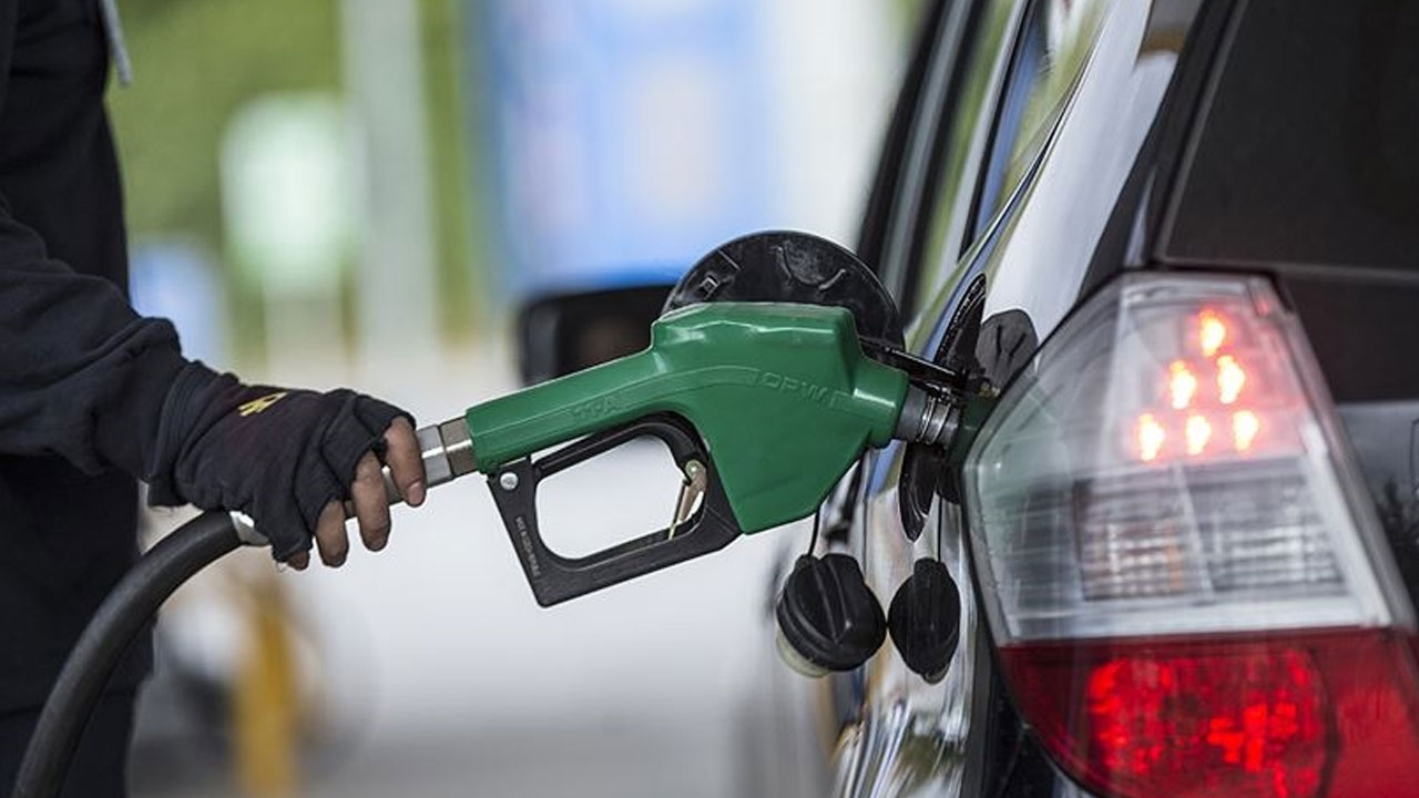 Depoları doldurmak için bekleyin! Petrol fiyatları çakıldı, benzin ve motorine büyük indirim yolda
