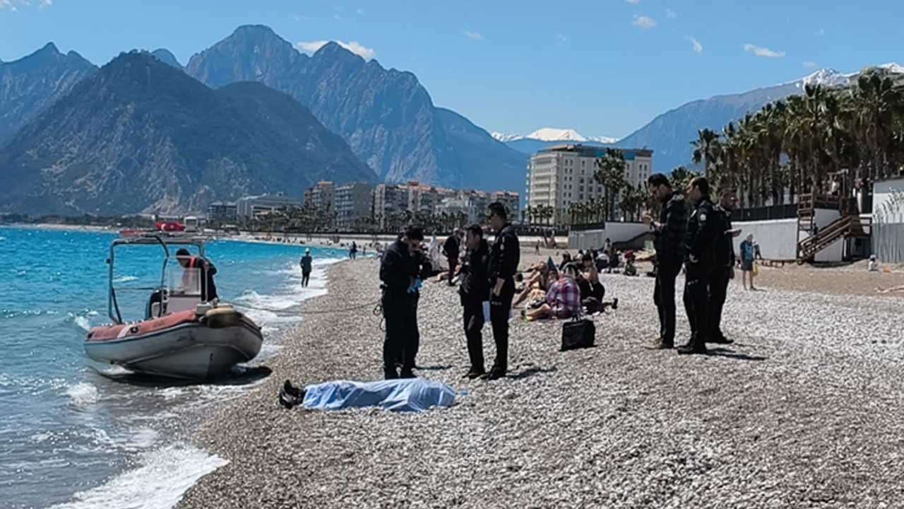 Antalya'da denize giren bir kişi boğuldu