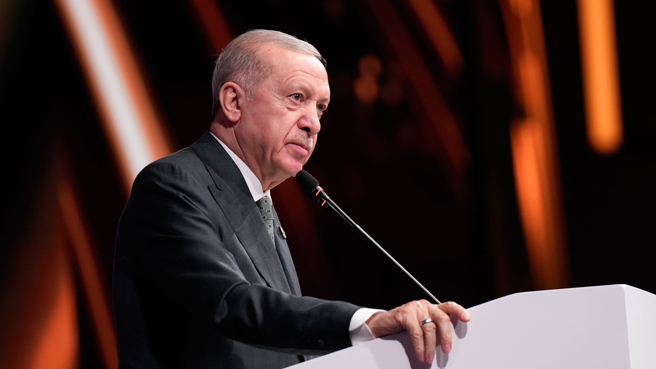 Erdoğan'dan Papa Fransuva için taziye mesajı