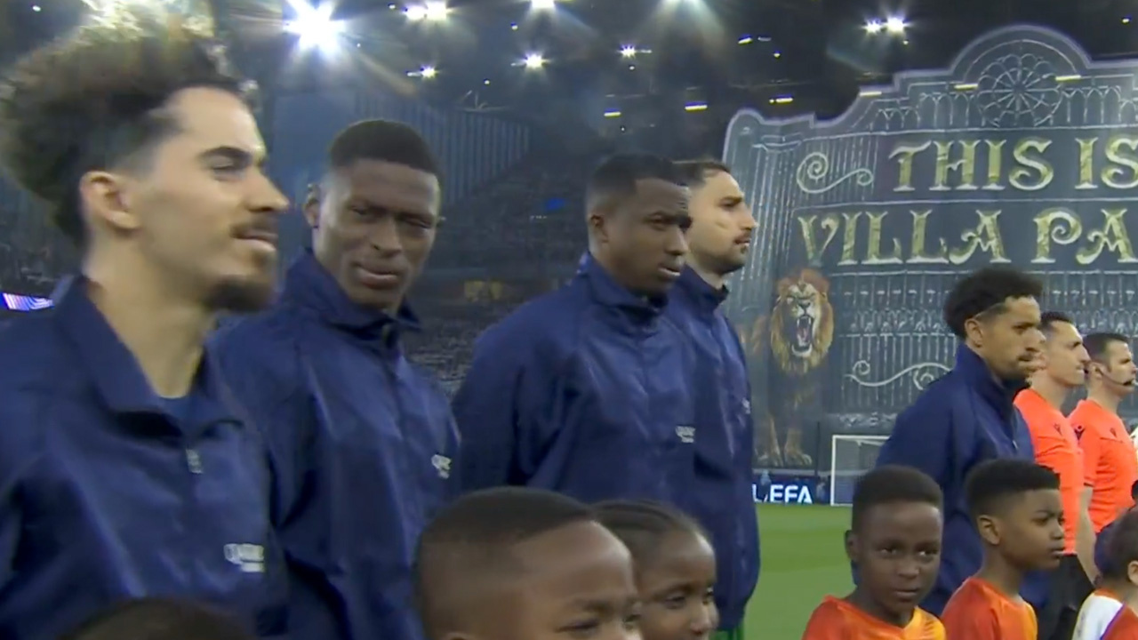 Aston Villa-PSG maçında büyük hata! Herkes şaşkına döndü