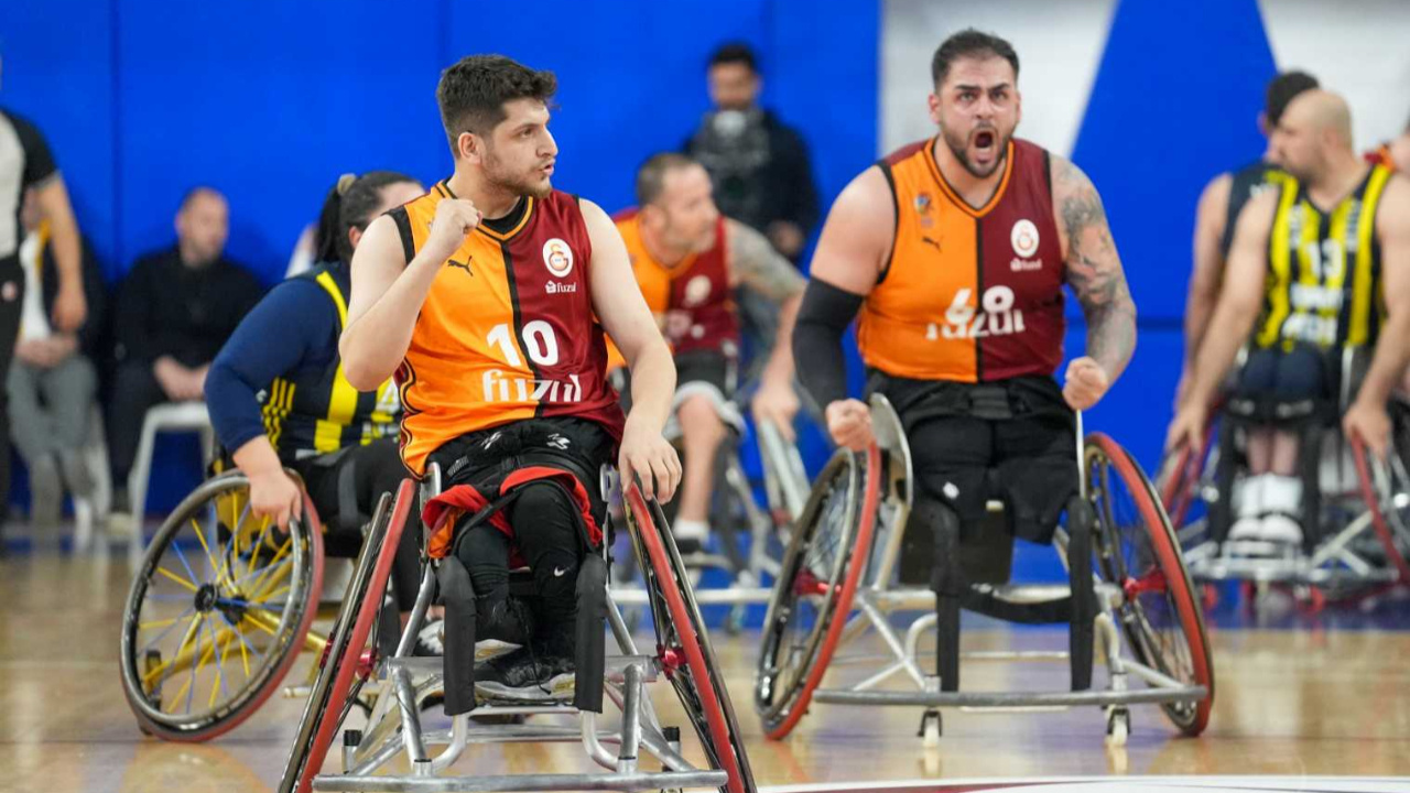 Tekerlekli Sandalye Basketbol Süper Ligi'nde Galatasaray, şampiyonluğa ulaştı