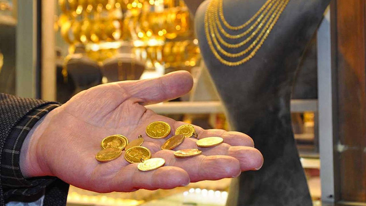 Bugün çeyrek altın kaç lira oldu? Gram altın fiyatı rekor kırdı 3 bin 380 doları aştı